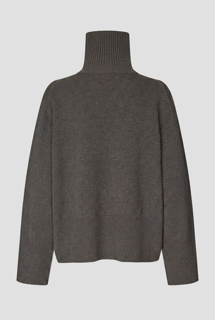 Alpha Knit T-Neck
