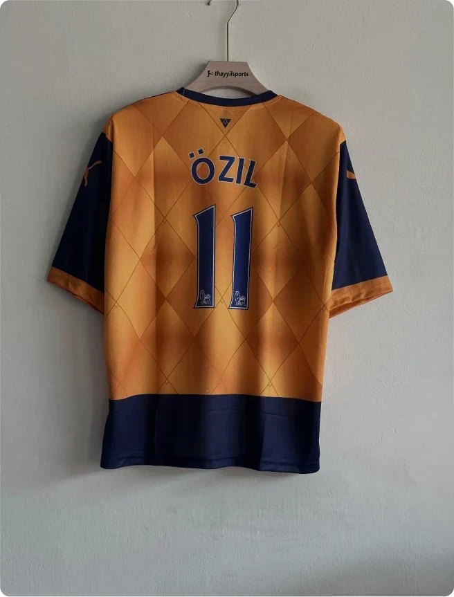 ARSANEL 2015-16 AWAY KIT OZIL FIVESLEEVE