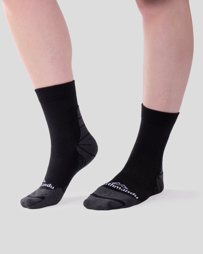 Trailhead driMOTION 1/4 Crew Socks - Black Stingray