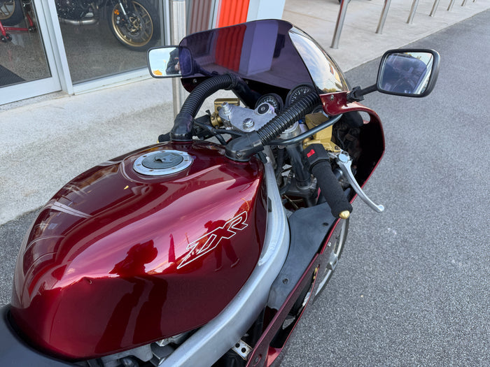 1990 Kawasaki ZXR750