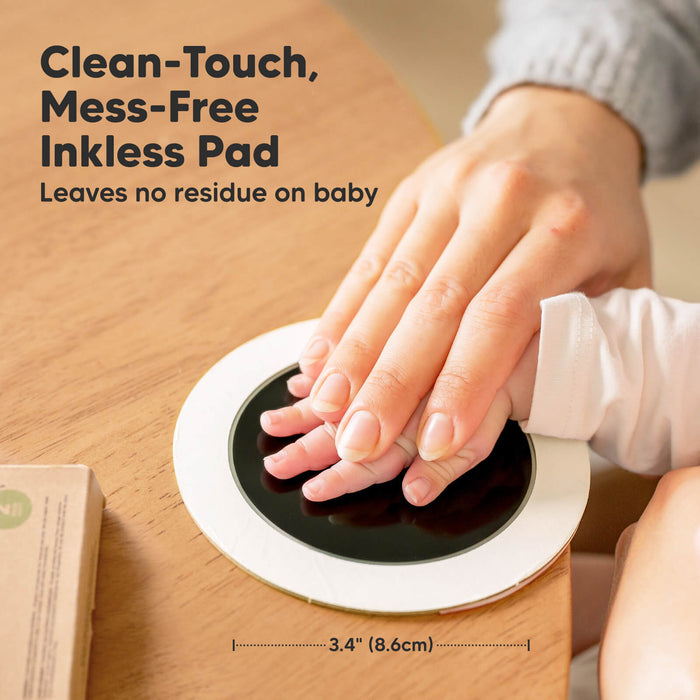 Clean-Touch Mess-Free Inkless Pad leaves no residue on baby and measures about 3.4 inches (8.6 cm).