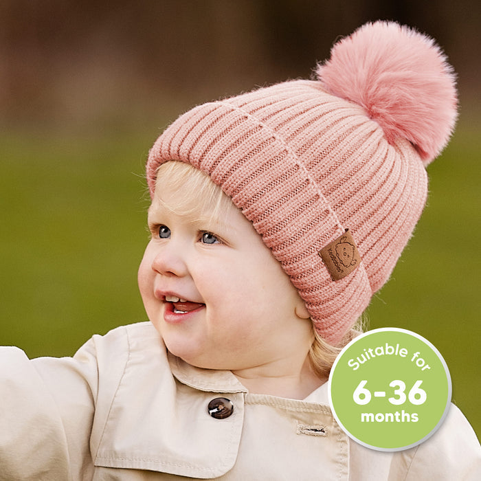Ergonomically crafted winter hat suitable for babies aged 6–36 months.