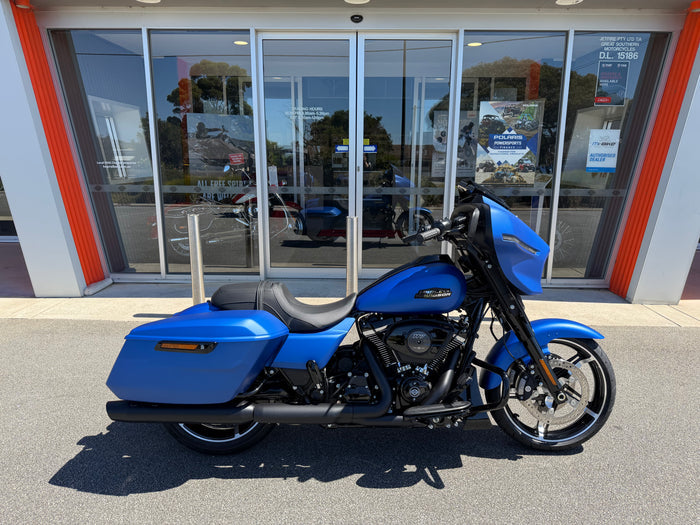 2026 Harley-Davidson Street Glide 117 (FLHX)