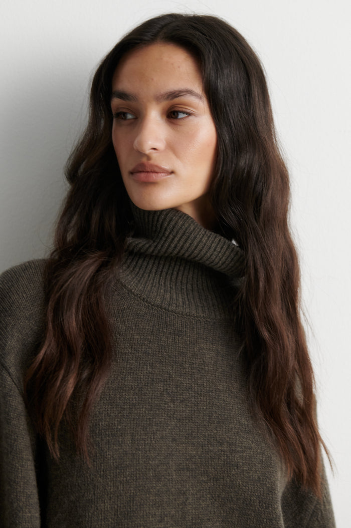 Alpha Knit T-Neck