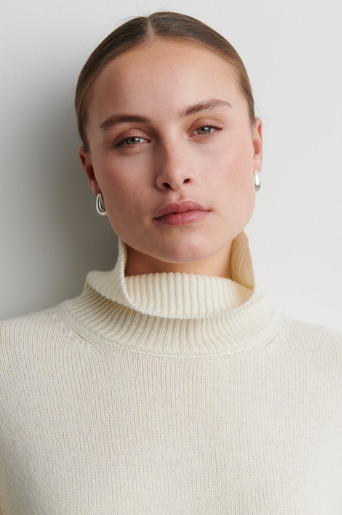 Alpha Knit T-Neck