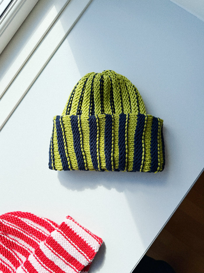 Axis Beanie Knit Kit