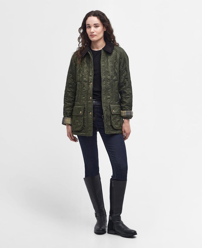 Front view of the Barbour Beadnell Polarquilt Jacket  in Olive
