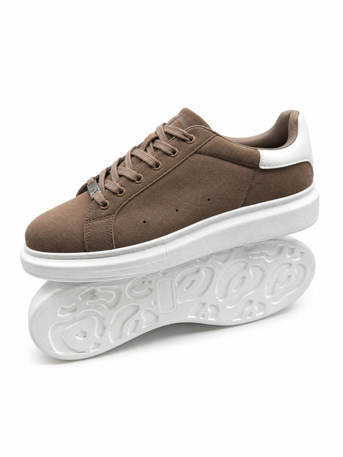 sneakers / Beige Sneakers