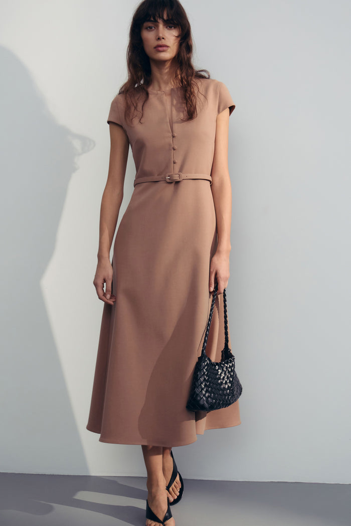 DARK BEIGE