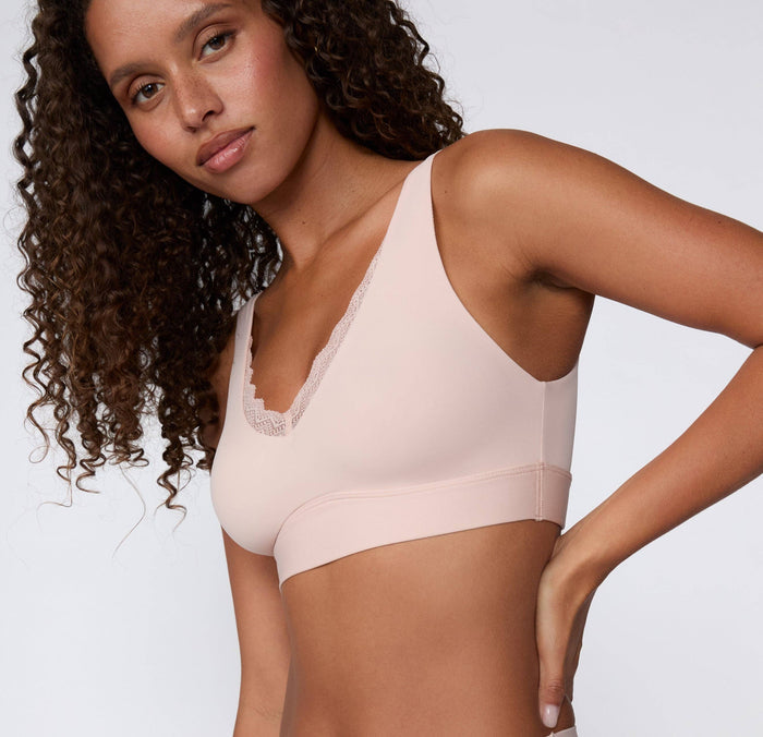 Bliss Lace Bralette - Ember Rose - Intimate Whispers