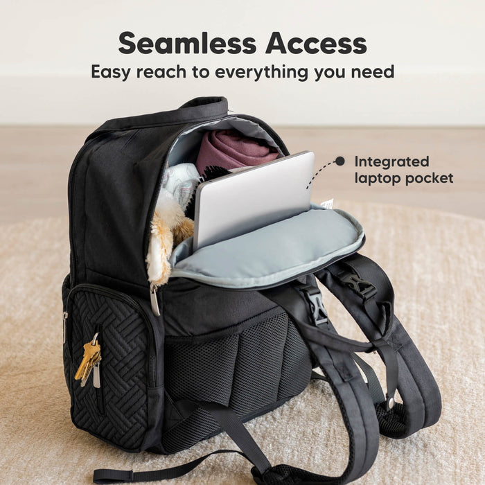 Seamless Access: Easy reach to everything you need, integrated laptop pocket