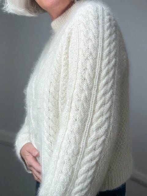 Cable Joy Sweater, knitting kit in Önling No 3 + silk mohair