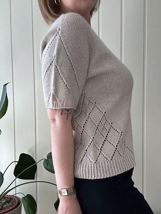 Diamond line tee v - neck by Siersknit, knitting kit in Önling No 2