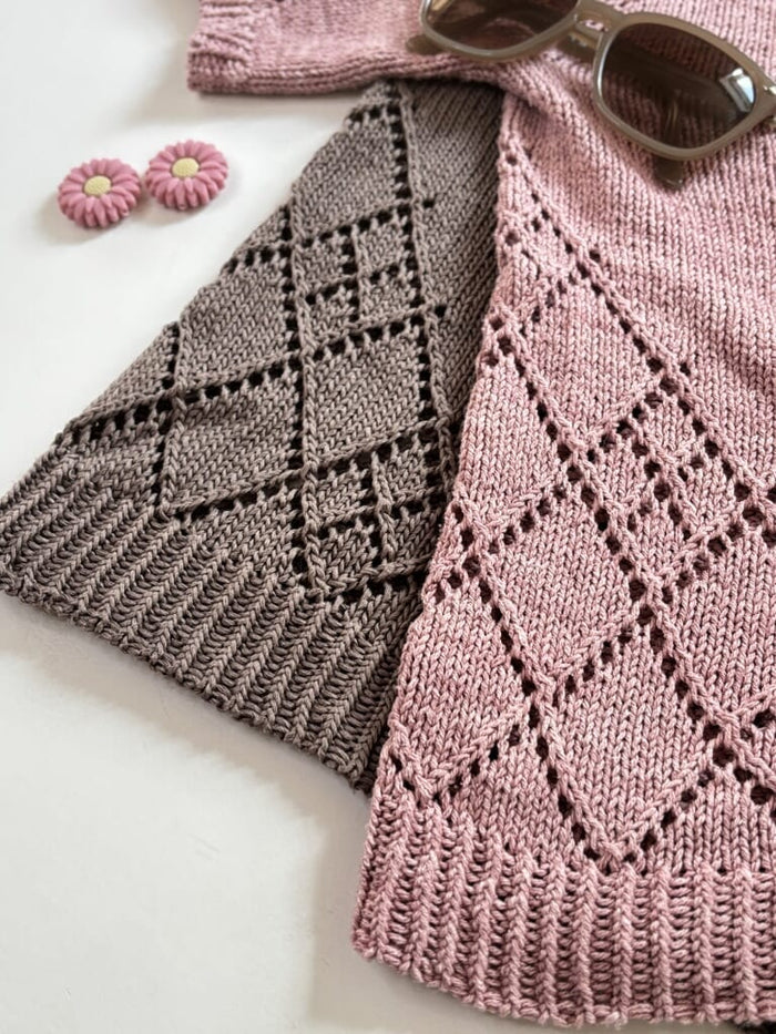 Diamond line tee v - neck by Siersknit, knitting kit in Önling No 14