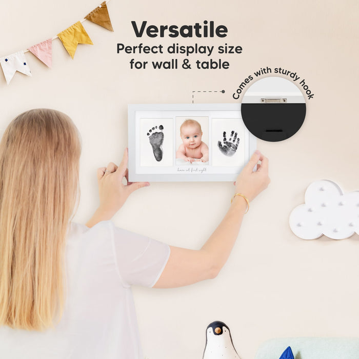 Versatile: Perfect display size for wall & table