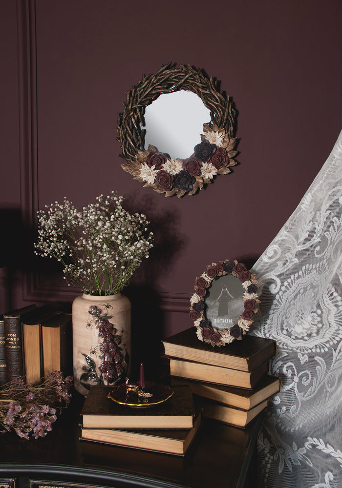 Dusha Garden Dead Flower Mirror
