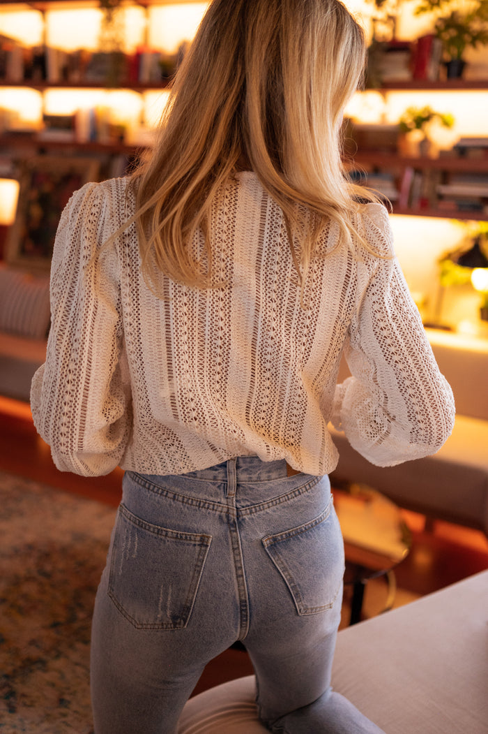 Ecru crochet Arlyne blouse balloon sleeve detail