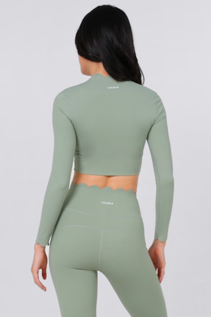 Forget-Me-Not Cape Long Sleeve Bra Tank