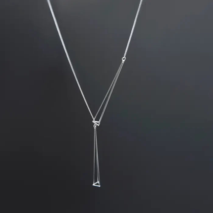 Glint Short Lariat Necklace