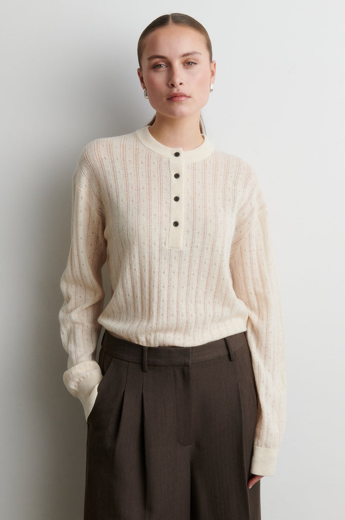 Jamia Knit O-Neck