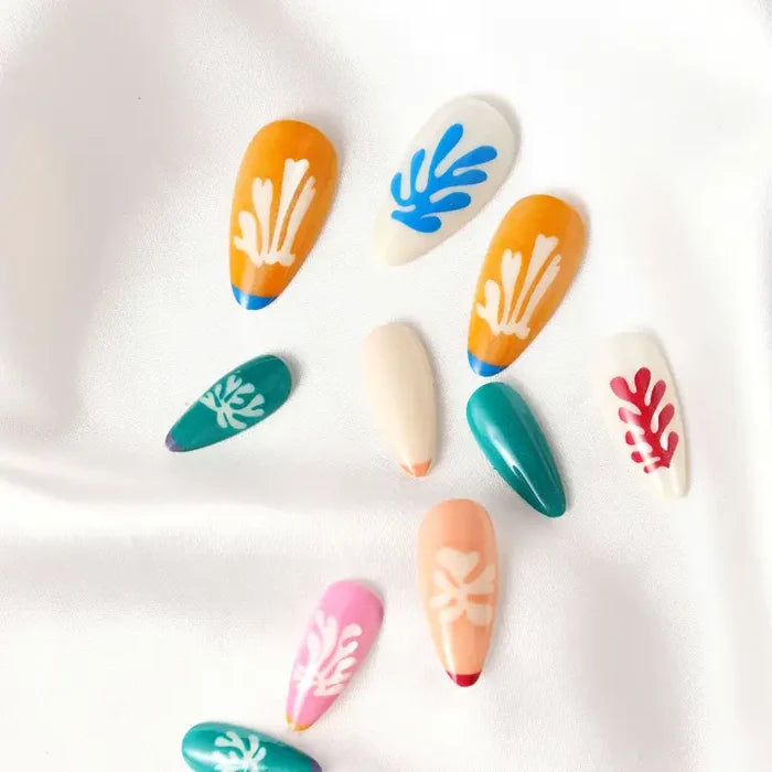 Matisse Snow Flowers Press On Nails