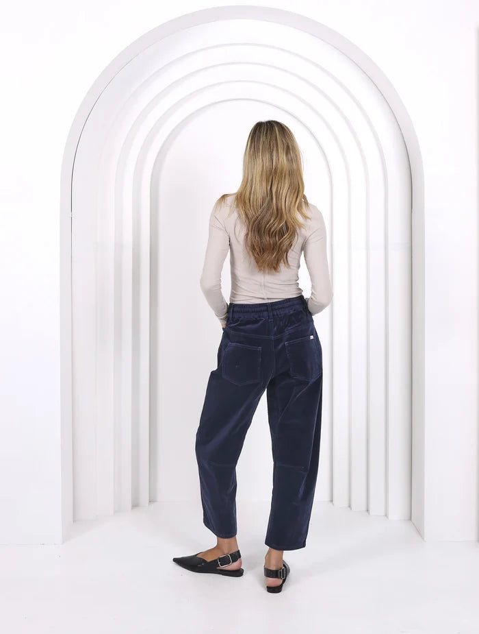 Monaco - Leo Barrel Cord Jeans - Smoke Navy
