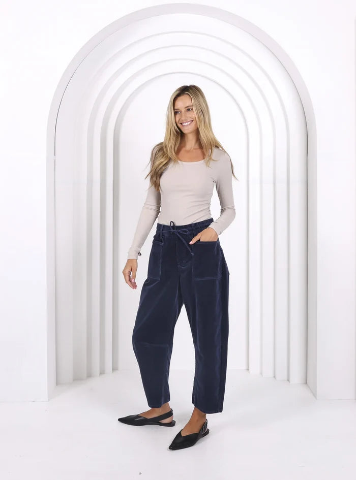 Monaco - Leo Barrel Cord Jeans - Smoke Navy