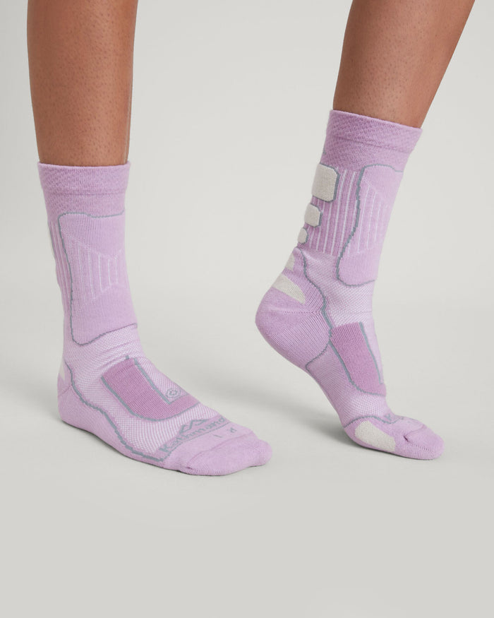 a0079_o4m_nuyarn_ergonomic_hike_socks_pur_c_1743635066000