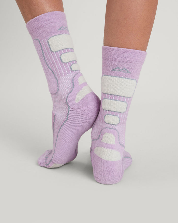 a0079_o4m_nuyarn_ergonomic_hike_socks_pur_d_1743635067000