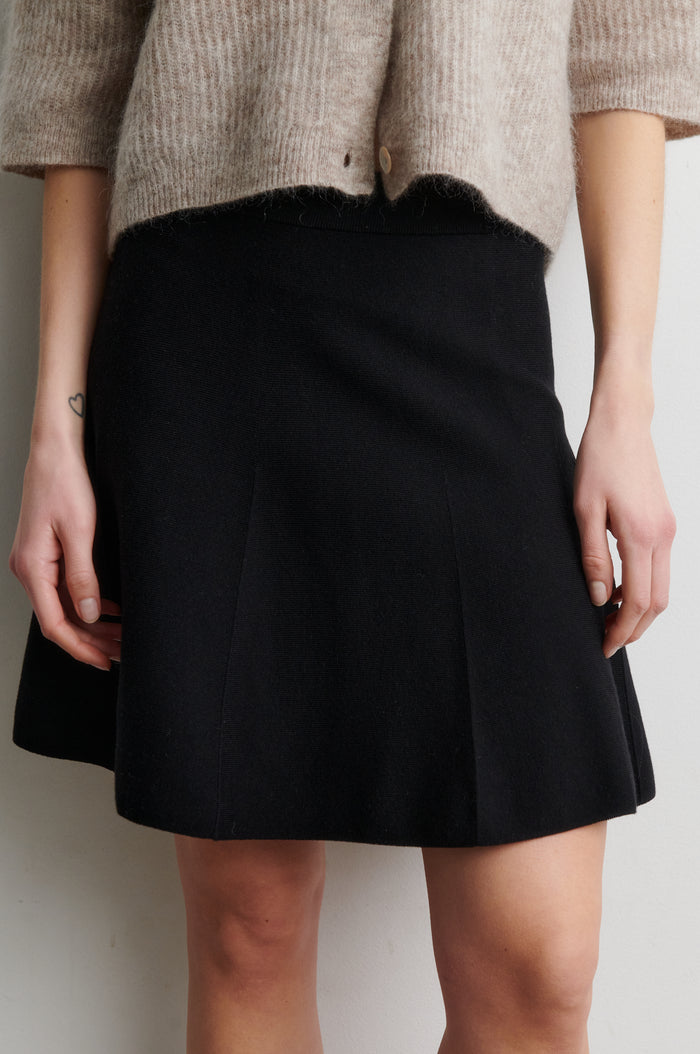 Octava Knit Skirt