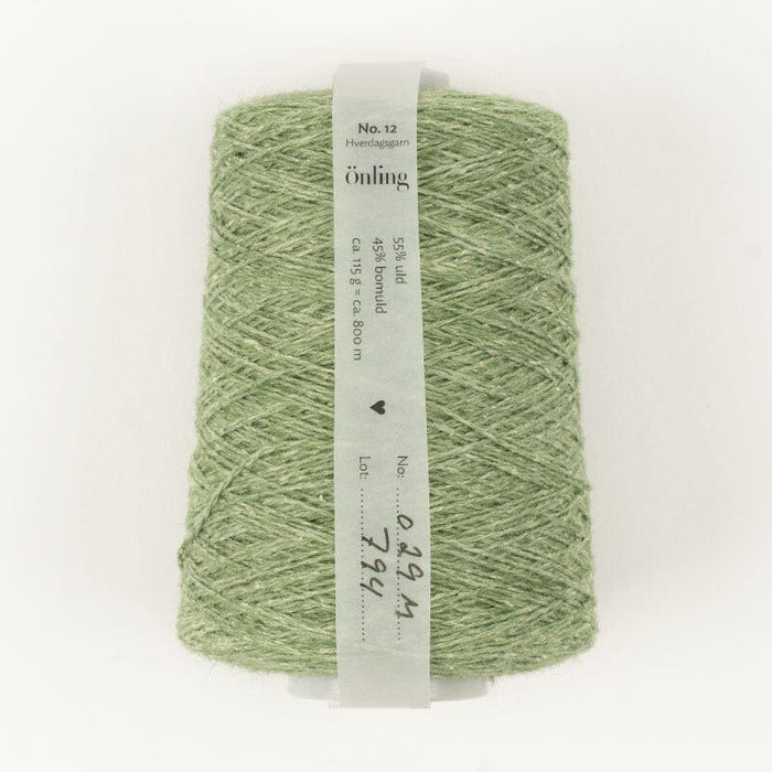 Önling No 12: All - season wool and cotton blend yarn - Apple green melange (029m)