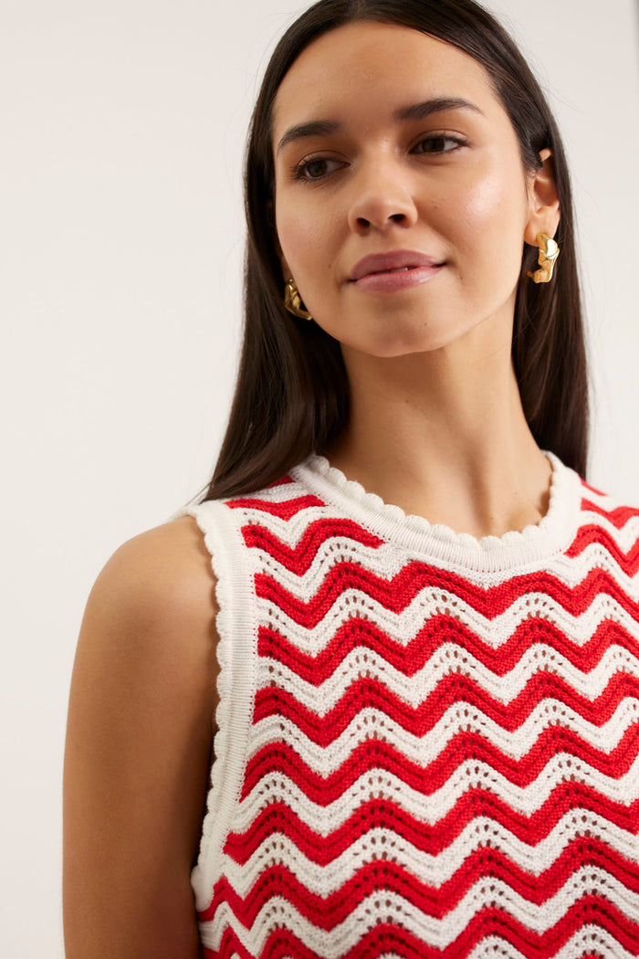 Pearle Top In Red/White