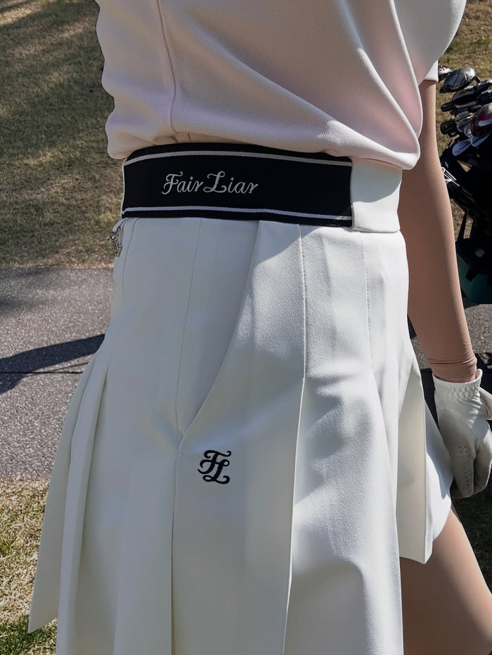 Pleats Side Band Skirt (White)
