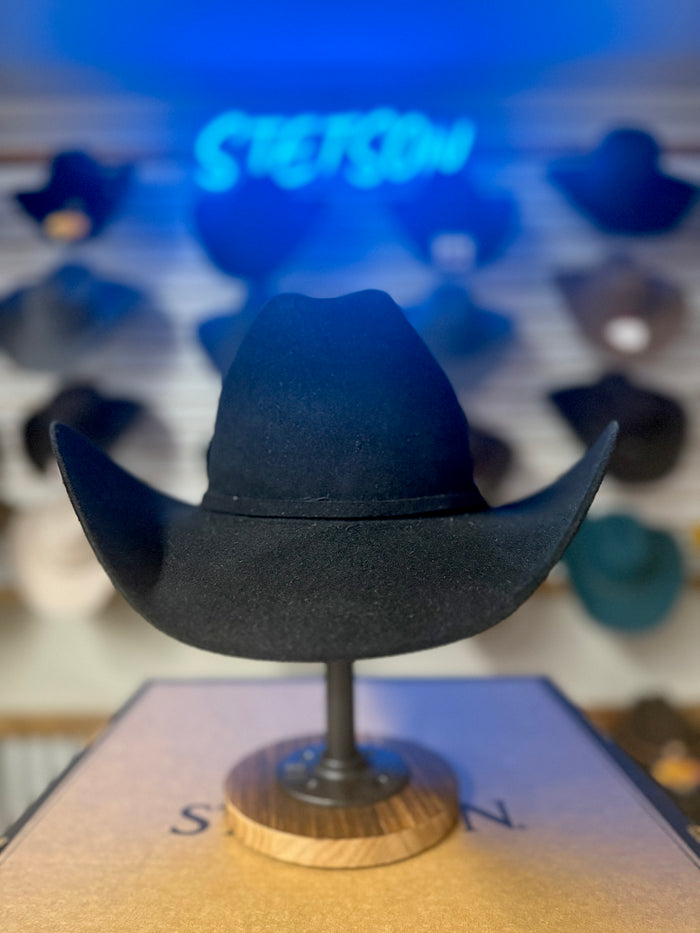 Resistol George Strait City Limits