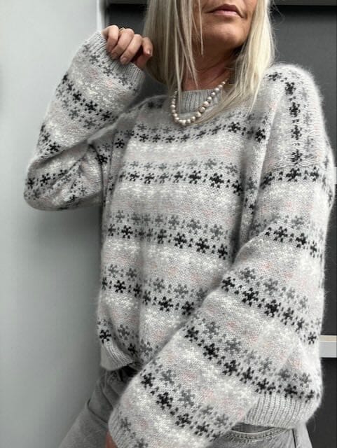 OBS MÆNGDER Rikke Bloom Sweater by Rikke Jönsson, No 1 knitting kit Knitting kits Rikke Jönsson