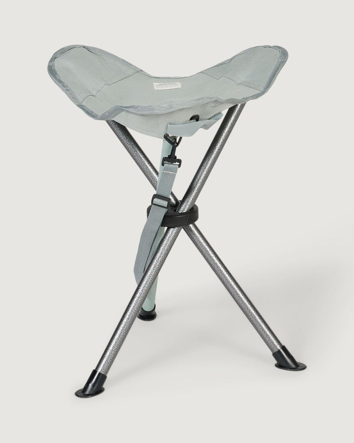 84095_nz8_roamer_tri_stool_gr_a_1743631864000