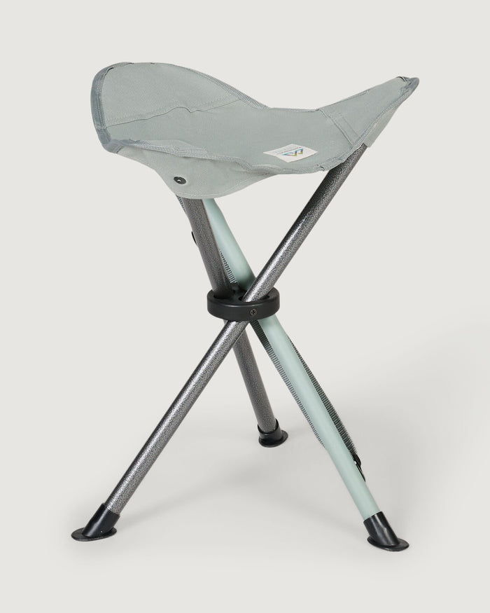 84095_nz8_roamer_tri_stool_gr_b_1743631865000