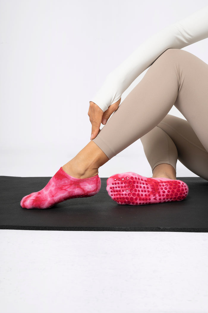 Soar Low Rise Tie-Dye Non Slip Grip Socks