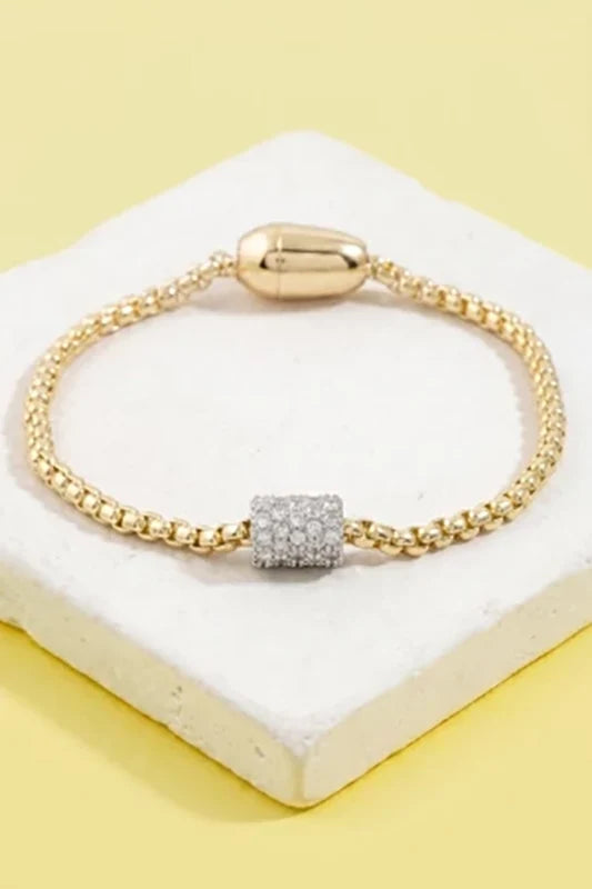 Sparkle on Lock Magnetic Box Chain Bracelet-Cute-Trendy-Shop-Womens-Boutique-Clothing-Store
