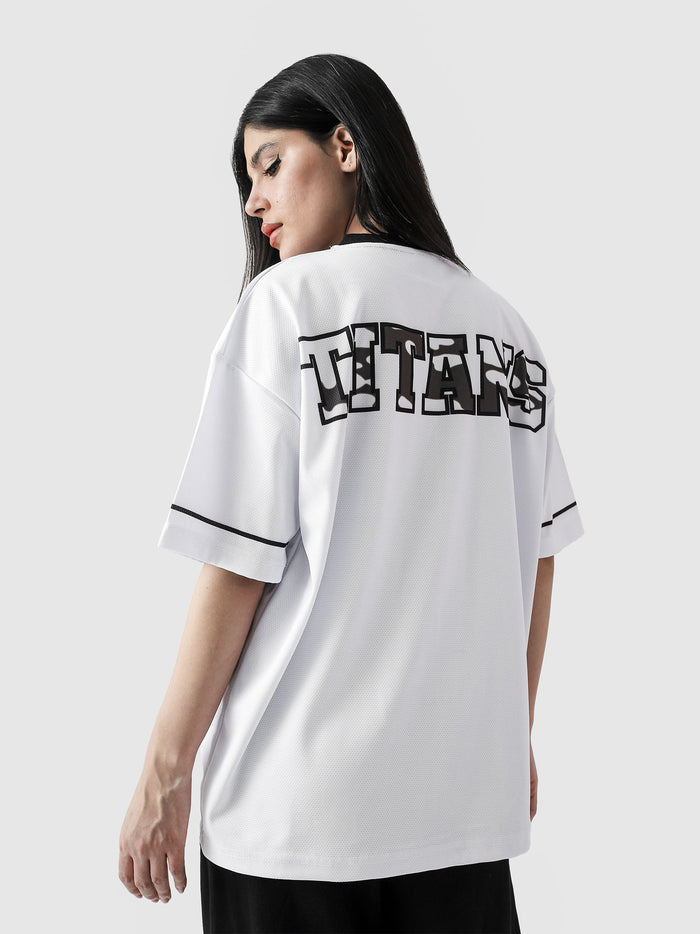 Star basketball jersey female model front view black white oversized Pakistan – GROOVY
