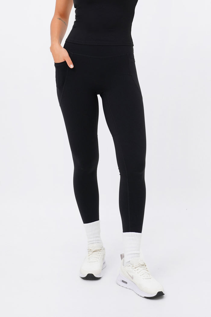 S / Black