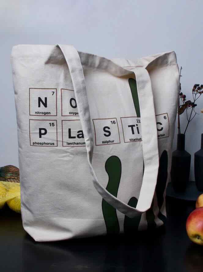 Tote in heavy, organic cotton canvas - No plastic