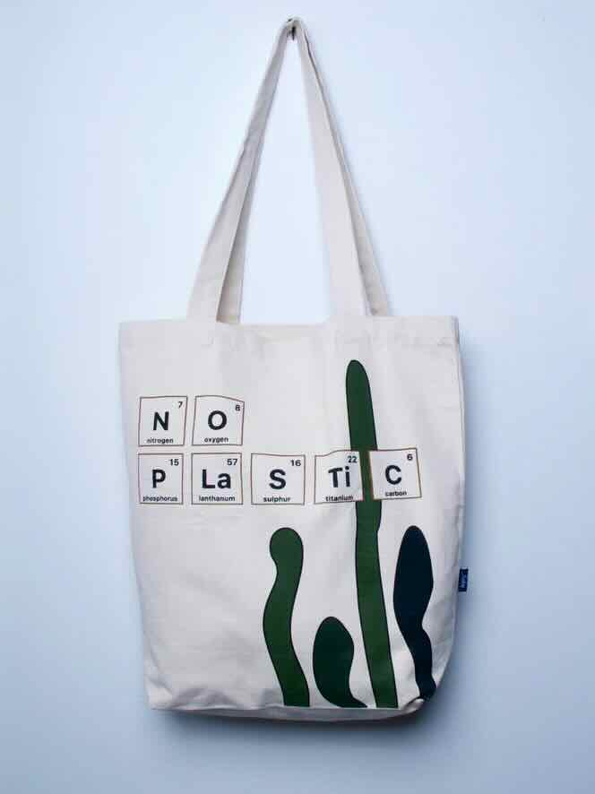 Tote in heavy, organic cotton canvas - No plastic