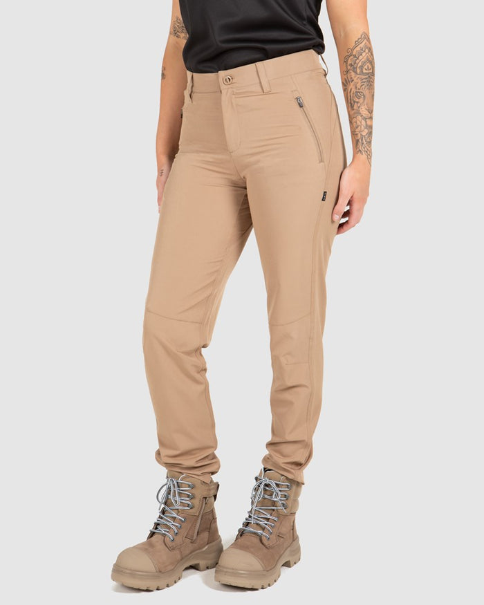 209219001-Khaki.jpg