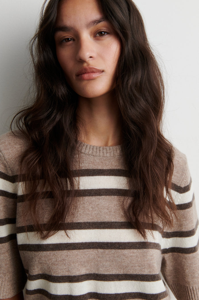 Vilna Knit SS O-Neck