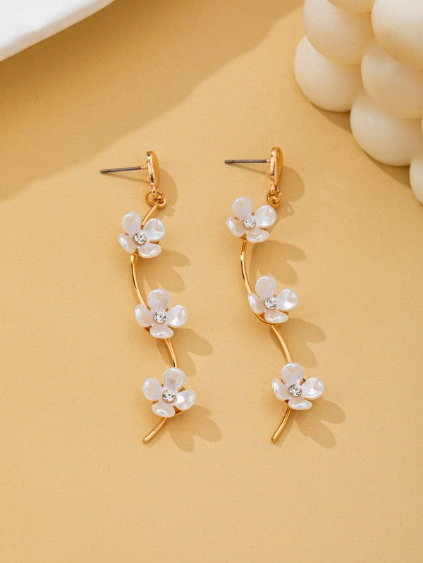 Vine & Divine Mother of Pearl Flower Drop Earrings-Cute-Trendy-Shop-Womens-Boutique-Clothing-Store