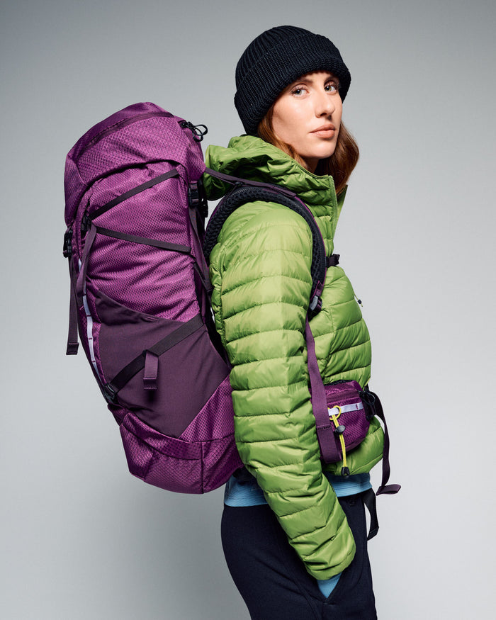 a1733_377_valorous_womens_45l_pack_c_1775617255000